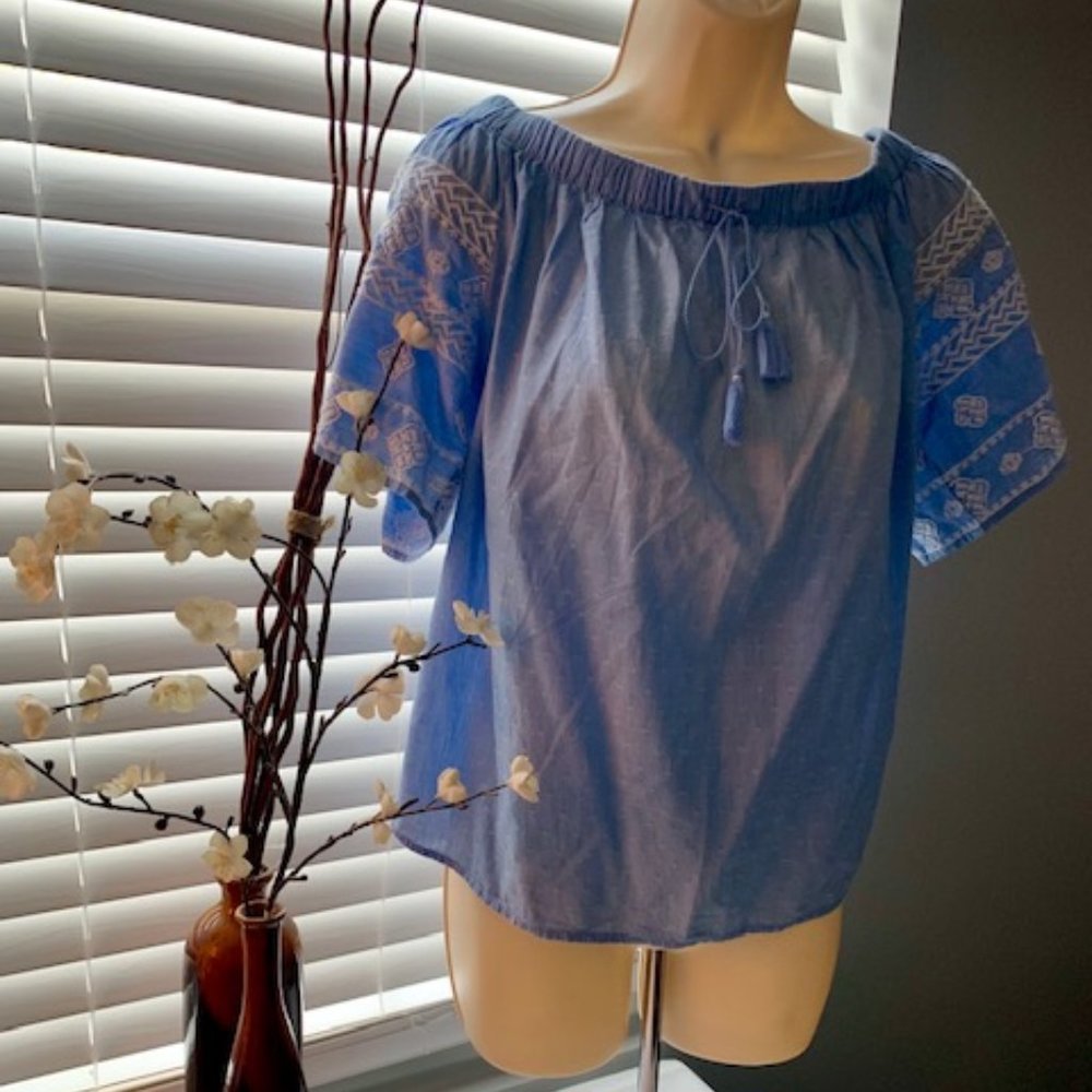 Old Navy *BRAND NEW* Size L Blouse